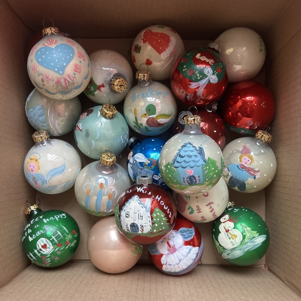 Vtg 1988 17 Pc Handpainted GLASS Country Christmas Ornaments‎ CottageCore W/Bin